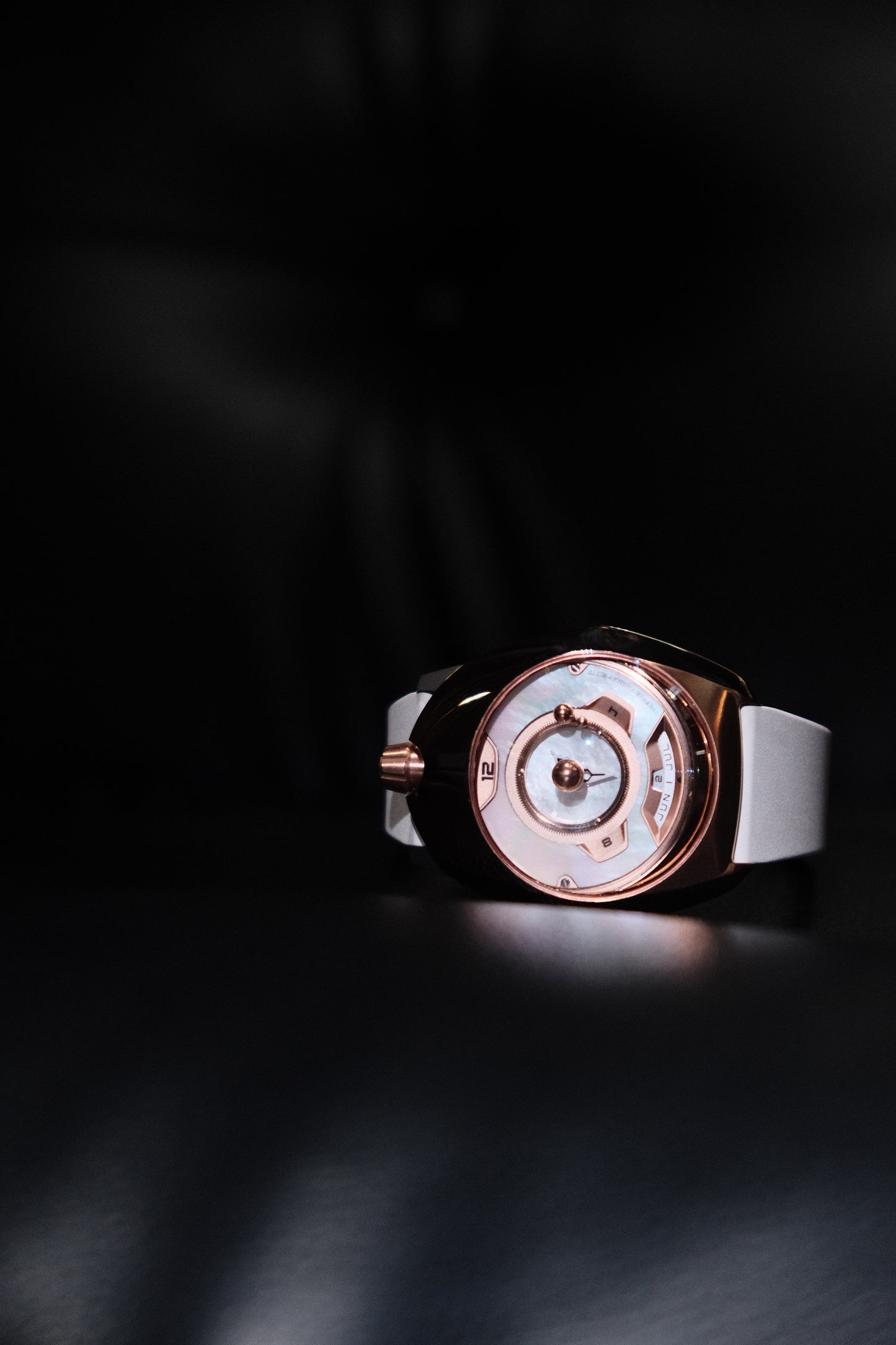 ROSE GOLD TITANIUM TELLURIUM|Exclusive to west wood time